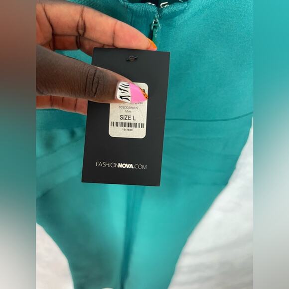 Fashion Nova Bandage Maxi Dress - Picture 10 of 11